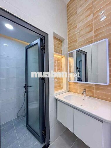 HẺM 1 TRỤC - NGANG 5m - NHÀ ĐẸP XÁCH VALI VÀO Ở LIỀN - - GẦN MẶT TIỀN