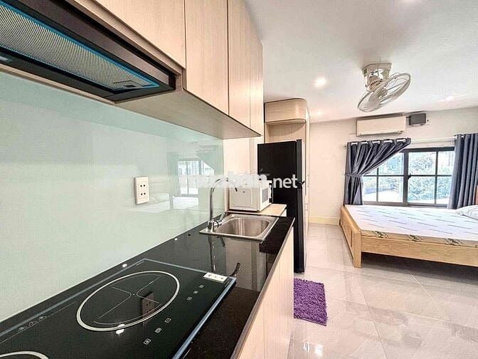Cho thuê Căn Studio/cửa sổ/ ngay Etown Cộng Hoà_Nhà Ga T3