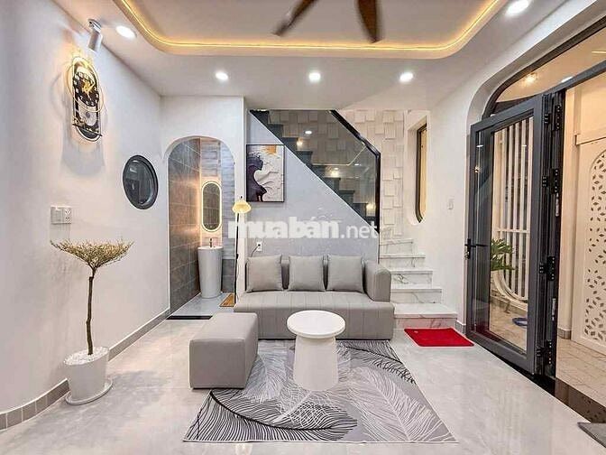 HẺM 1 TRỤC - NGANG 5m - NHÀ ĐẸP XÁCH VALI VÀO Ở LIỀN - - GẦN MẶT TIỀN