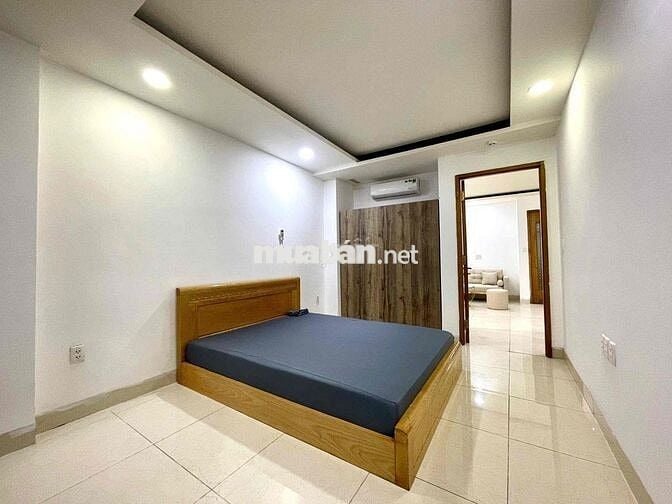 2 Phòng Ngủ - 80m2 - Ban Công - Hầm Xe- Thang Máy- Full Nội Thất