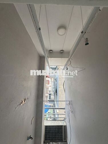 Căn hộ 36m có 01 ngủ, 01 khách + bếp+ VS+ sân phơi riêng