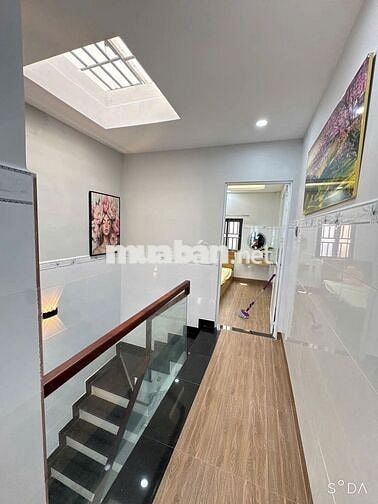Nhà đẹp giá rẻ 2 tầng BTCT tại Bà Hom vào ở ngay chỉ 4.19 Tỷ