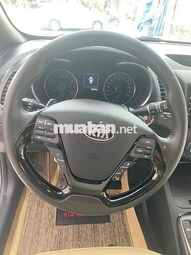 Kia Cerato 2017 Signature 1.6 AT - 67000 km