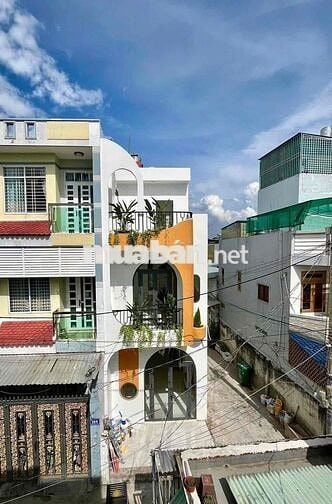 Bán Nhanh Nhà Đẹp 2 Mặt Tiền Hẻm – Dưới 5 Tỷ – Gần BV Q12 & Gò Vấp