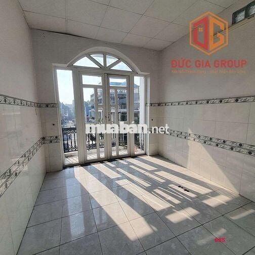Bán nhà 1 trệt 3 lầu mặt tiền Phan Chu Trinh gần chợ Biên Hòa