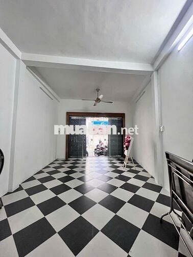 Cho thuê 306/35 Nguyễn Thị Minh Khai, Quận 3 - 4.5x10m - 1 lầu