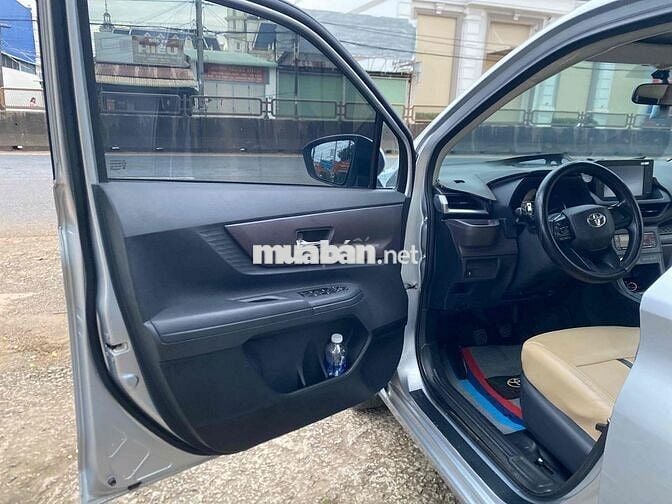 Toyota Avanza Premio 2022 MT - 90000 km