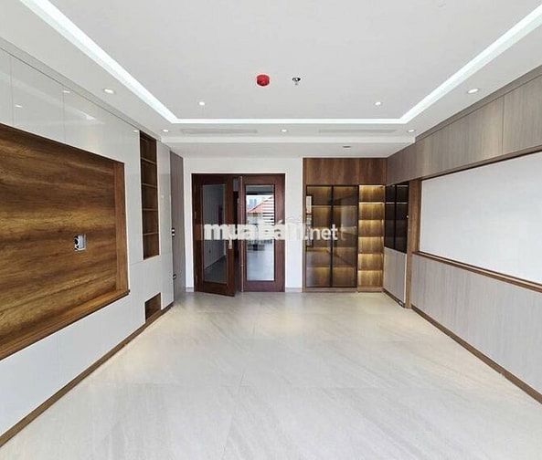 🚨 SỐC! DÒNG TIỀN TỰ CHẢY LAI XÁ – 6 TẦNG THANG MÁY - CHỈ CẦN HƠN 6
