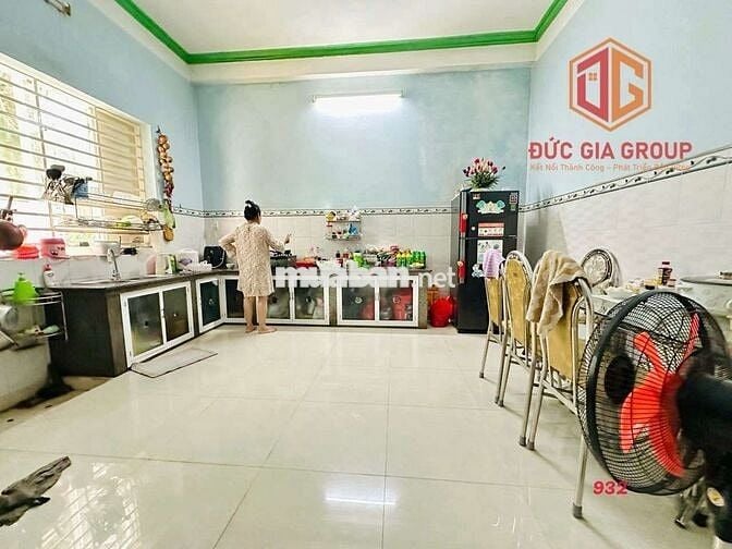 Bán nhà 1 trệt 1 lầu khu dân cư Tân Phong sau lưng Bệnh Viện Tâm Thần