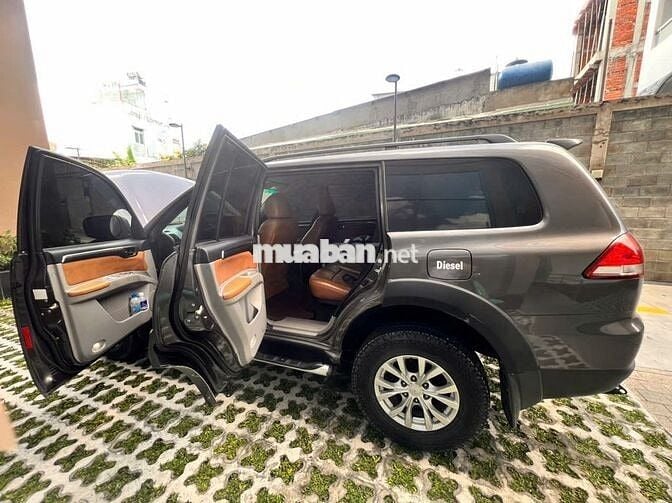 Pajero Sport 2014 máy dầu, số sàn, xe đẹp