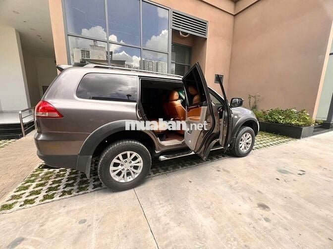 Pajero Sport 2014 máy dầu, số sàn, xe đẹp