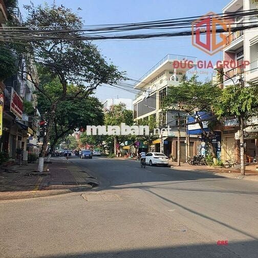 Bán nhà 1 trệt 3 lầu mặt tiền Phan Chu Trinh gần chợ Biên Hòa