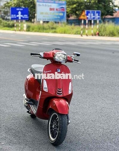 BÁN VESPA SPRINT 2023