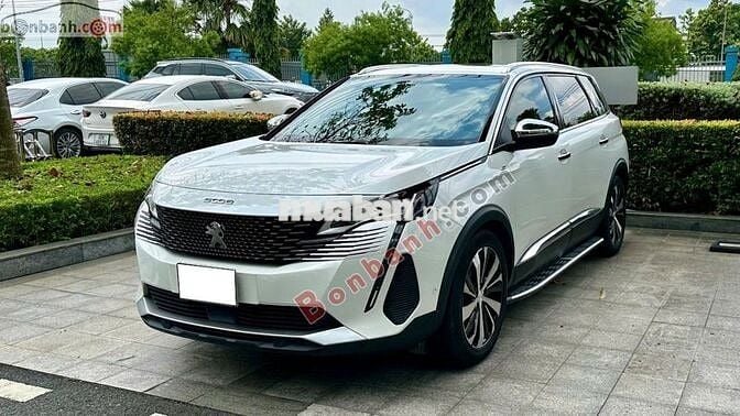 PEUGEOT 5008 GT 2022