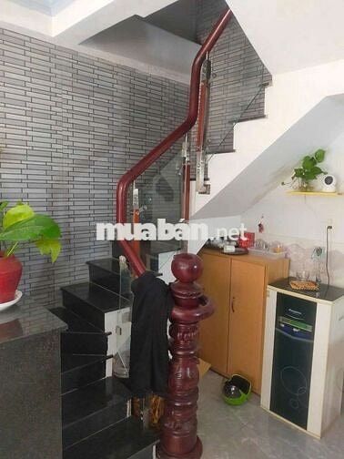 Bán nhà 75m2 đưong xe hơi đang chia 2 căn đưong Thuận giao 19