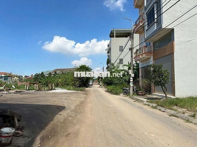 BÁN ĐẤT CƯ QUÁN ĐỨC THƯỢNG DIỆN TÍCH 50M2 MẶT TIỆN 5M Ô TÔ TRÁNH SỔ DO