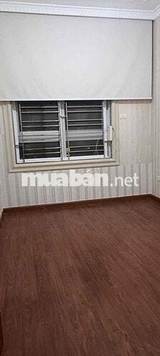 Bán căn hộ chung cư T2 CT18,DT 97m,3 PN,hơn 5 tỷ.