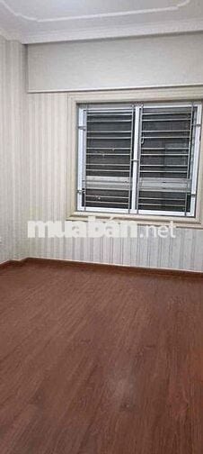 Bán căn hộ chung cư T2 CT18,DT 97m,3 PN,hơn 5 tỷ.