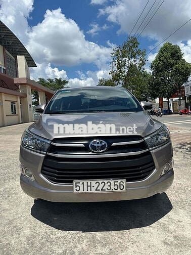 Toyota Innova 2019 2.0E - 10000 km