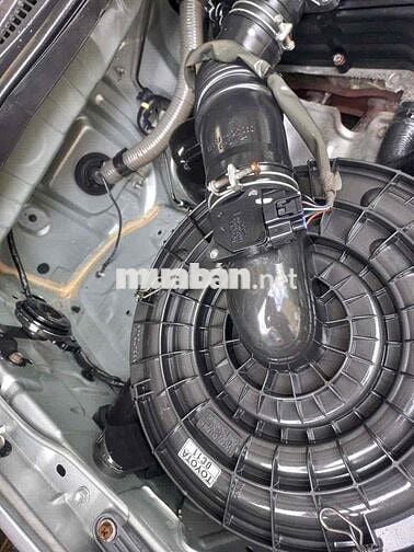 gia đình cần bán một xe toyota innova V đời 2009
