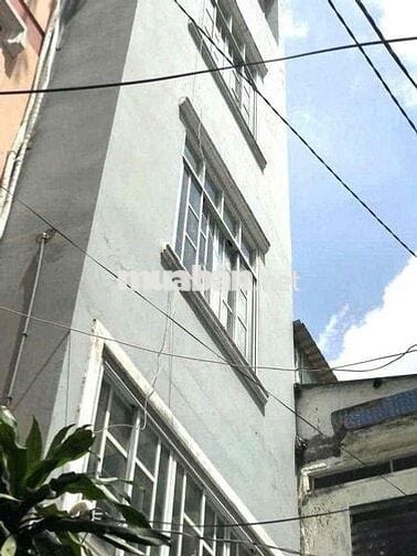 NHÀ THUÊ 3 LẦU 3PN NGAN 4,5M LÊ VĂN SỸ Q.3