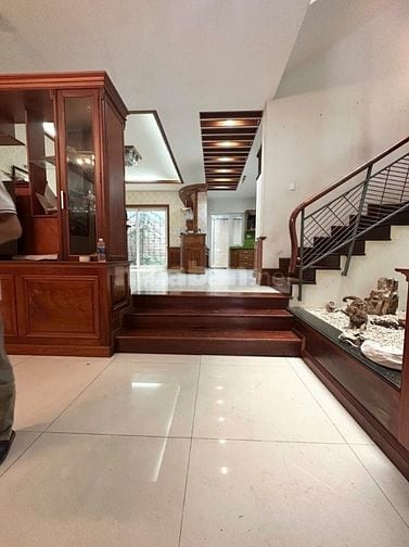 Bán biệt thự Nguyễn Trọng Tuyển P2 Q.Tân Bình - 8m x 22m - giá 42 tỉ