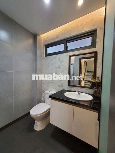 Nhà HƯƠNG LỘ 2 [7X8, 3 Lầu, 4pn, 4toilet] 15tr/tháng
