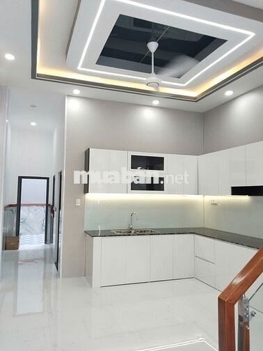Nhà ngay KCN Cầu Tràm, sổ riêng, 100m2, 1 trệt 1 lầu