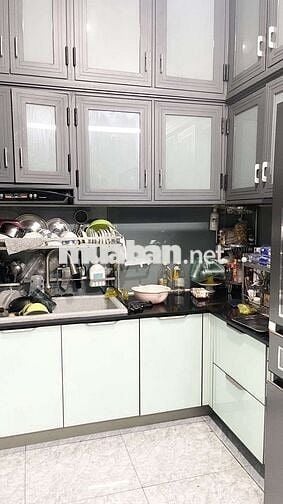 NHÀ MẶT TIỀN Q8 ĐƯỜNG TẠ QUANG BỬU.P1.(4X16) ĐÚC 3LẦU KINH DOANH TỐT.