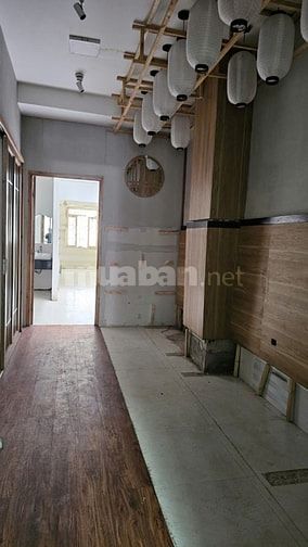 Cho thuê nhà mặt tiền Phan Huy Ích Tân Bình 4x35 4 tầng có sân để xe