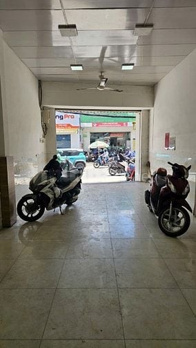Cho thuê nhà mặt tiền Phan Huy Ích Tân Bình 4x35 4 tầng có sân để xe