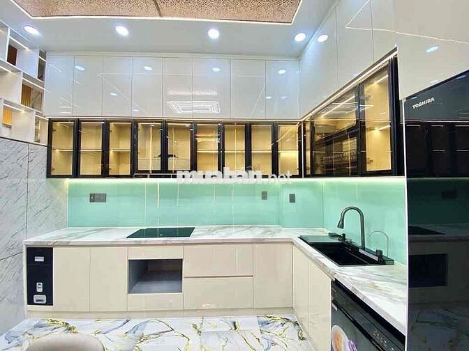 Nhà mới đẹp, P15, Huỳnh Văn Nghệ, xe hơi ngủ nhà, full nội thất, 7,99T