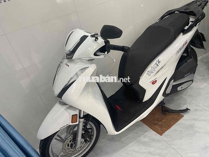 Cần nhường lại đam mê sh 150i