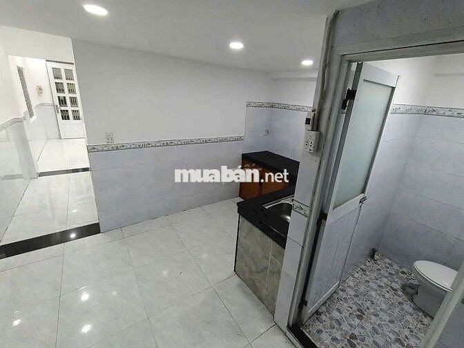 NHÀ ĐẸP , NƯỚC SẠCH TẬN NHÀ , CHỈ 2/ NGẮN HƯNG LỘ 80