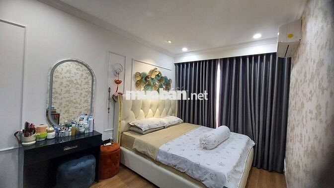Căn hộ the View - 62m2 - full nội thất cao cấp giá chỉ 2 tỷ 2