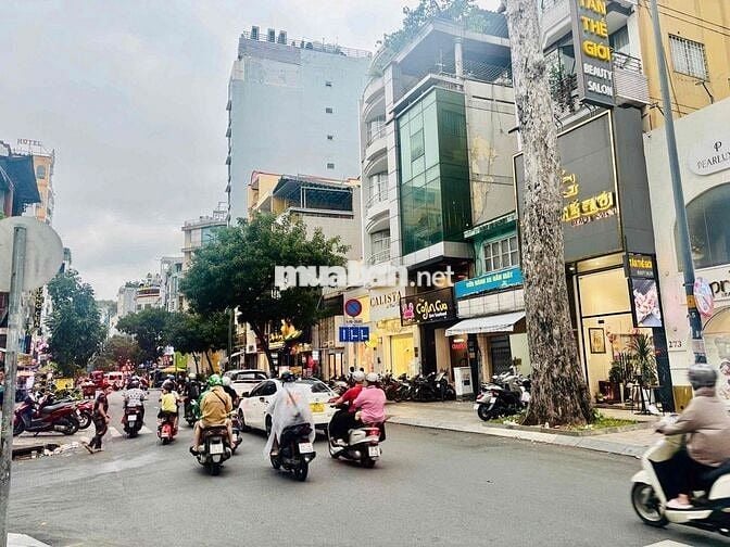 Cho Thuê Gấp Siêu Phẩm MT ngay Chợ Bến Thành 4x20 2L 80Triệu