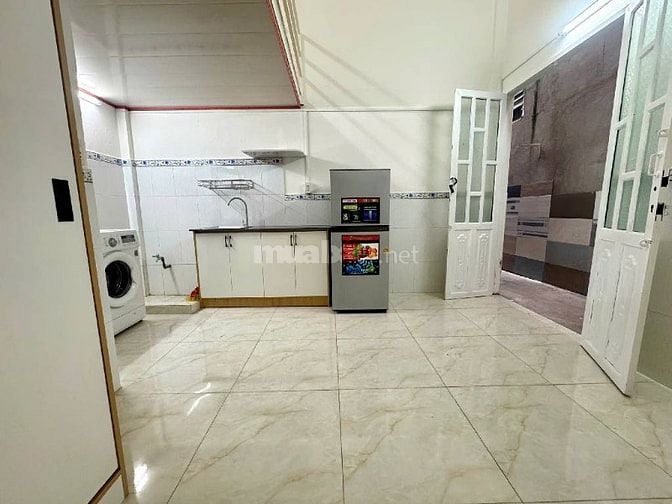 Gần cầu Tân Thuận, 02 Tầng, DT 5x25
