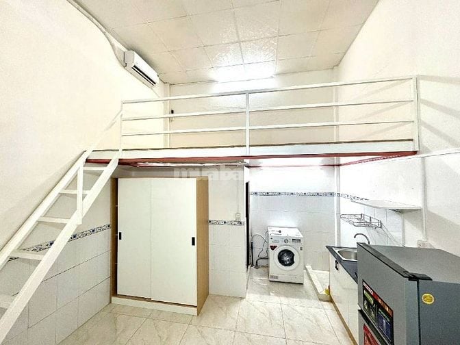 Gần cầu Tân Thuận, 02 Tầng, DT 5x25