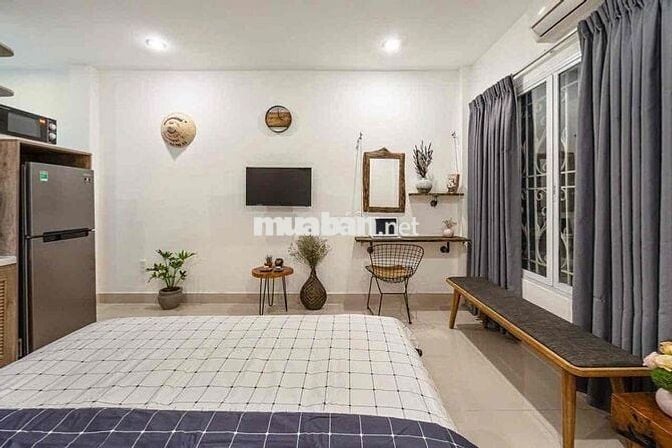 CĂN HỘ FULL NỘI THẤT BAN CÔNG THOÁNG NGAY HUỲNH VĂN BÁNH GẦN LÊ VĂN SỸ