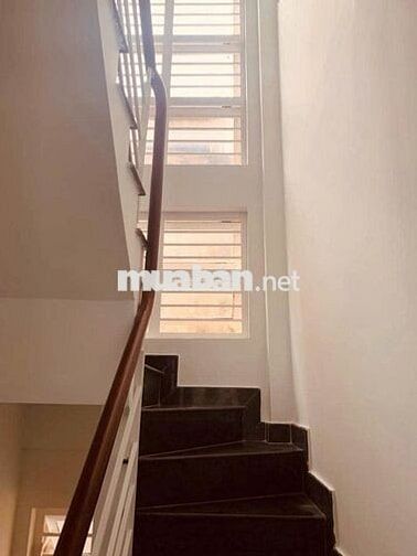 Nhà Mới  3PN HXH Nguyễn Cảnh Chân Q1
