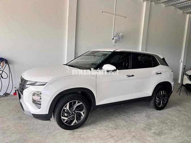 Hyundai Creta 2024 Cao cấp 1.5 AT - 8000 km