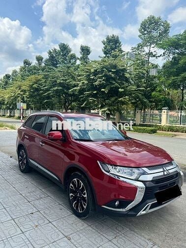 Mitsubishi Outlander 2.0 CVT 2022 - 10677 km