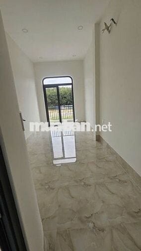 Nhà Tân Uyên gần VSIP3 có 3 phòng ngủ Sổ hồng riêng