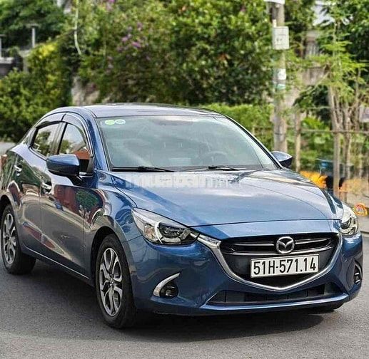 Mazda 2 2019 Premium Sedan - 78000 km