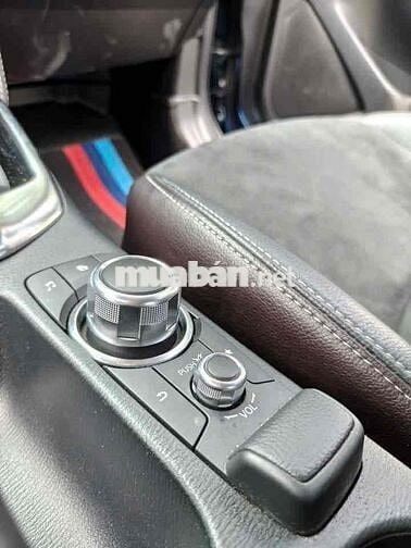 Mazda 2 2019 Premium Sedan - 78000 km