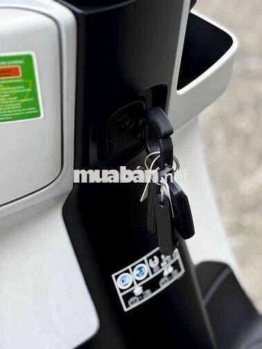 Scoopy T9/2025 mới 100% bao ra tên bấm số mới ❤️