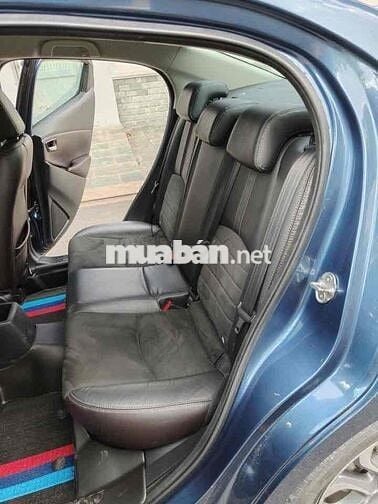 Mazda 2 2019 Premium Sedan - 78000 km