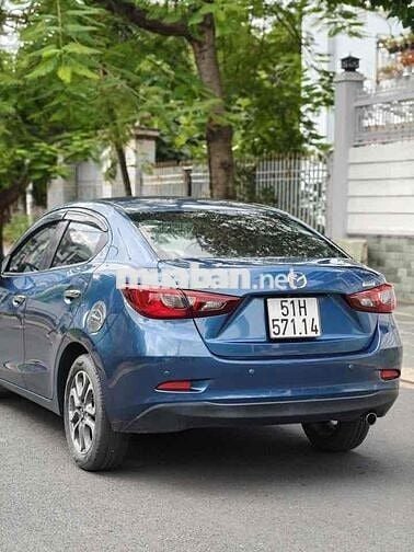 Mazda 2 2019 Premium Sedan - 78000 km