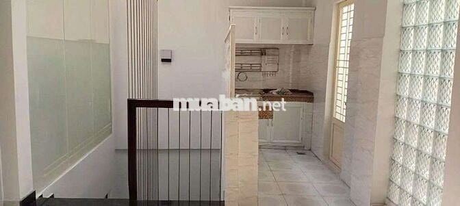 Sát Mặt Tiền Số 4/2 Nguyễn Gia Trí Ngang 9m 4 Lầu Sát Điện BIên Phủ