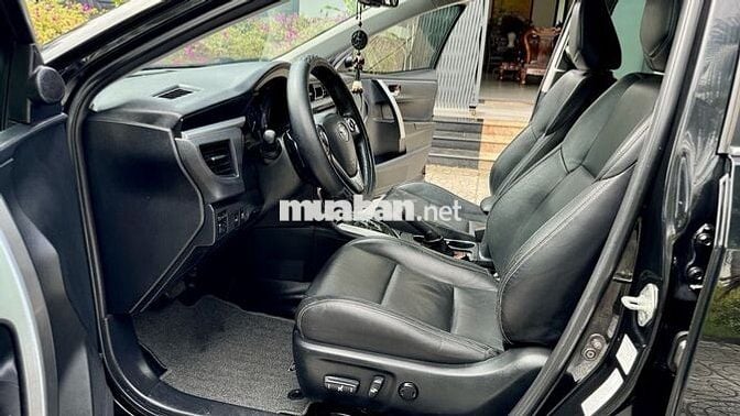 Toyota Corolla Altis 2016 2.0V - 128000 km
